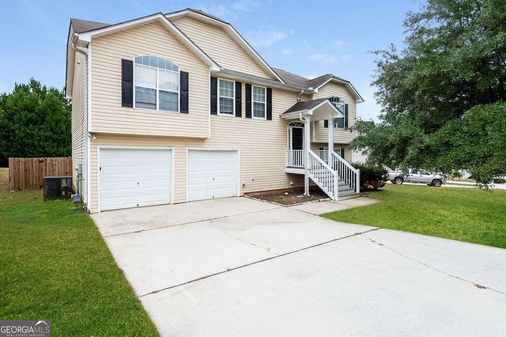 Photo of 10576 Day Lily Drive, Hampton, GA 30228 (MLS # 10659356)