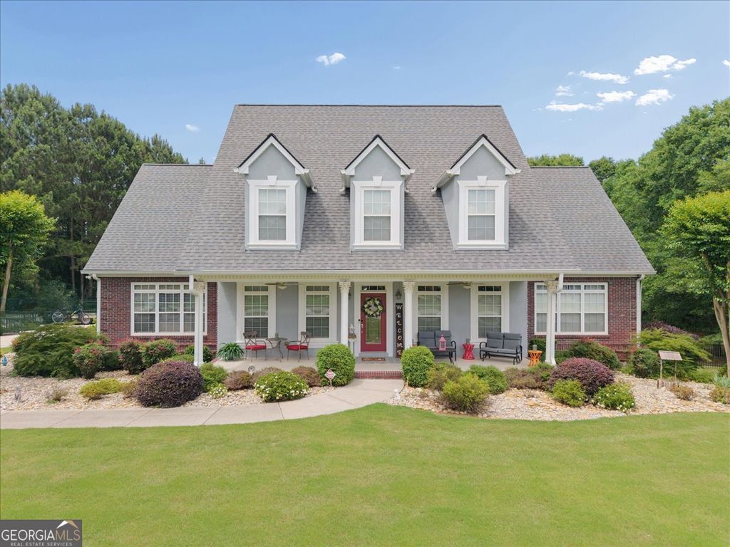 Photo of 2510 Richards Walk, Loganville, GA 30052 (MLS # 10773970)