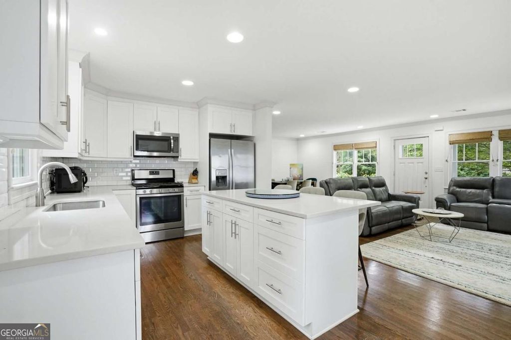 Photo of 1178 N Carter Road, Decatur, GA 30030 (MLS # 10780429)