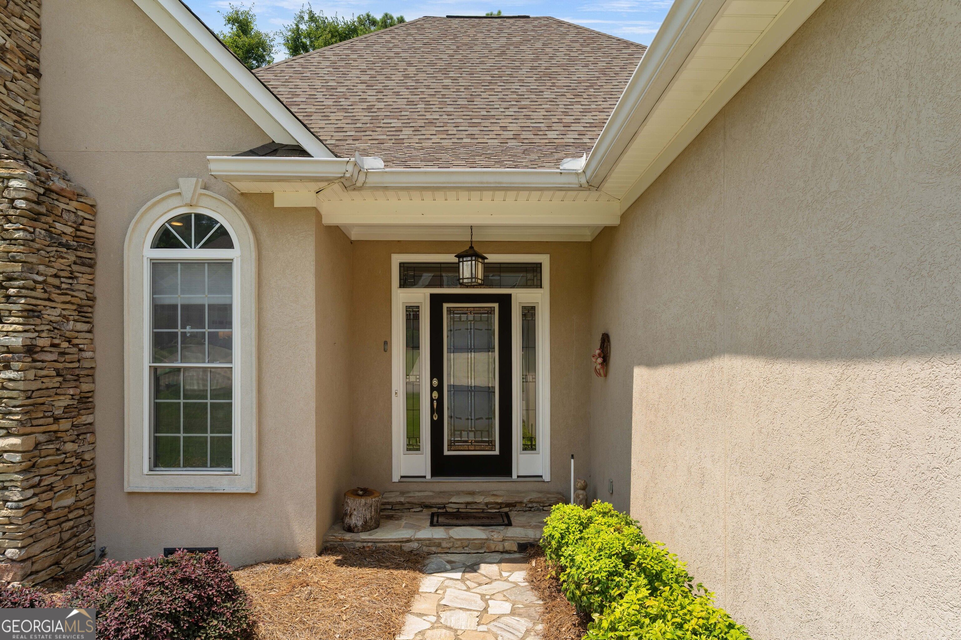 4212 Blue Heron LN