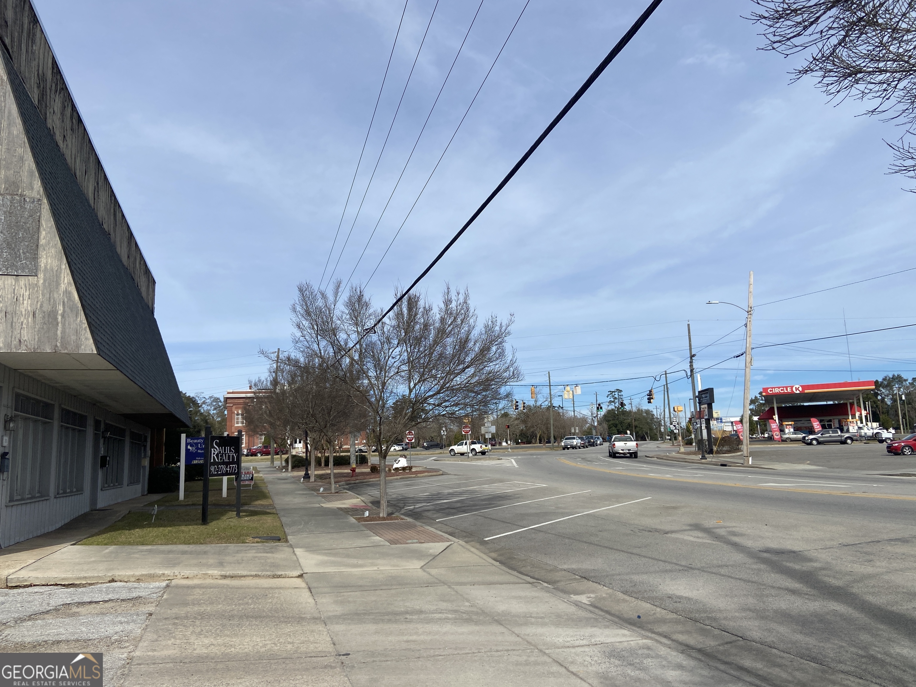 106 Main ST