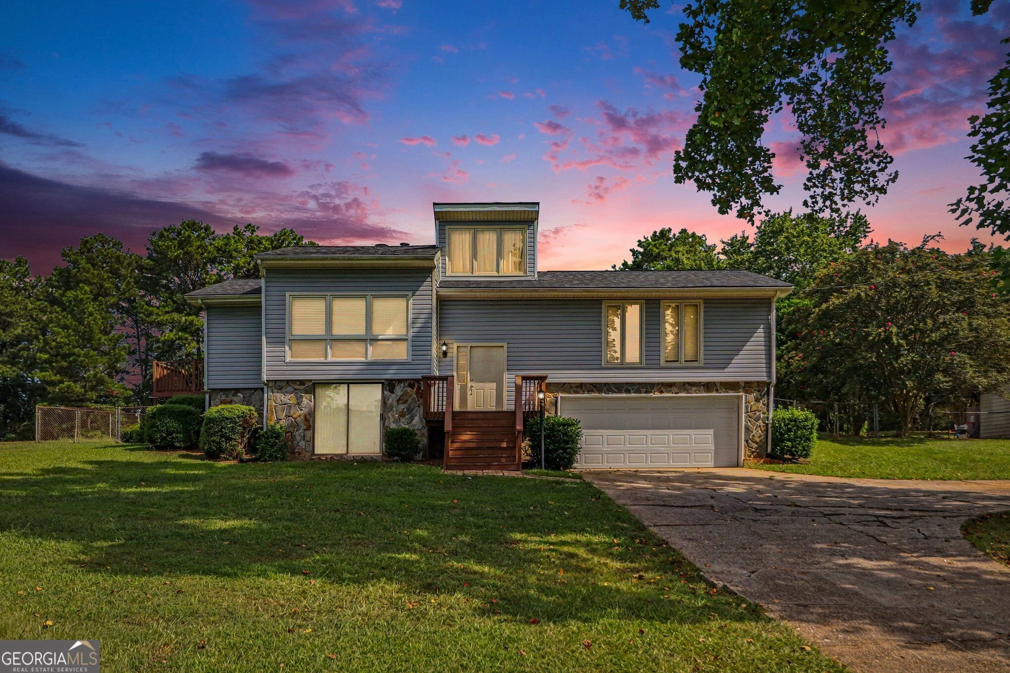 114 Meadowland Trail