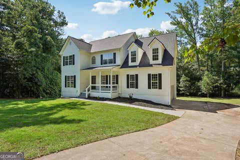 Photo of 161 Lake Ridge Drive, Newnan, GA 30263 (MLS # 10831503)