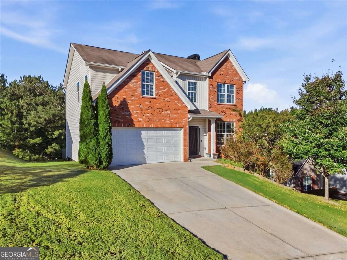 3835 Hawk Tail DR