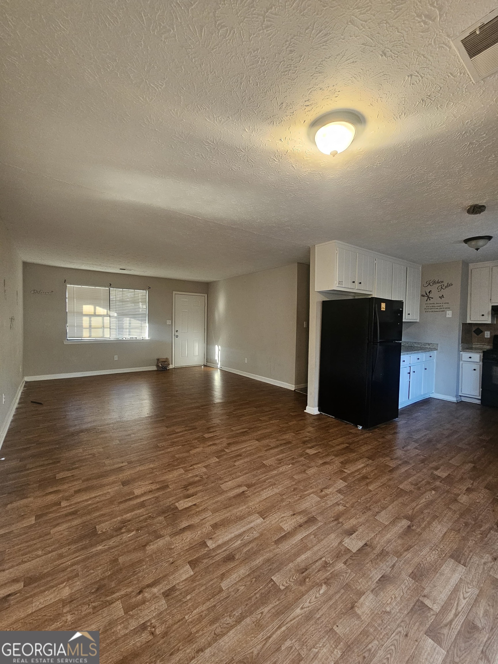 6608 King George WAY