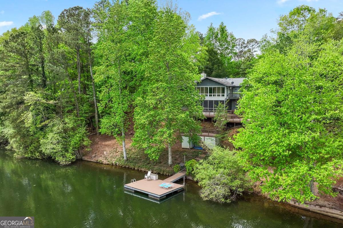 157 Broadwater CT