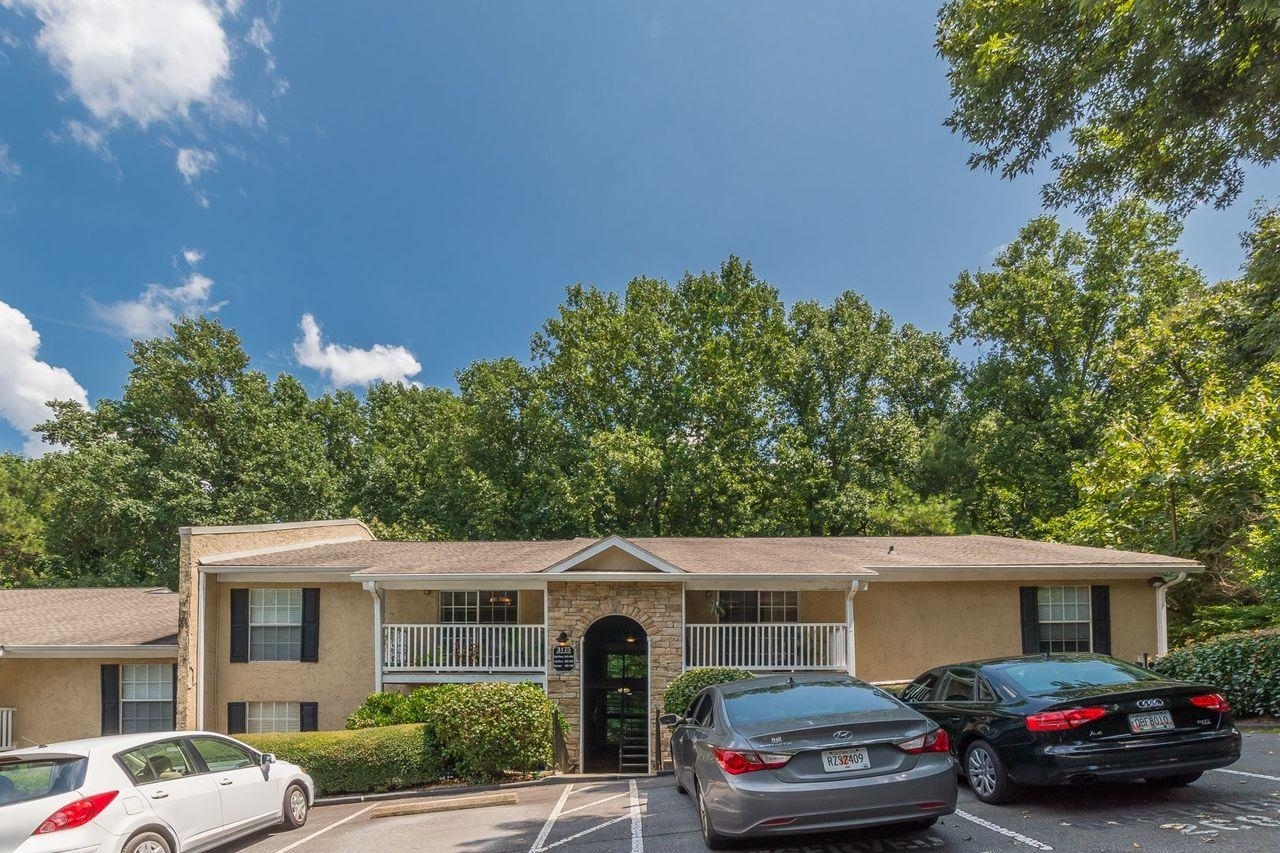 Location Location. This Amazing Vinings Condo is Move In Ready and Updated. Fenced Yard Perfect for Pets with a Possible Extra 6ft Expansion. New Ceramic Floors throughout, New HVAC with 10yr Warranty, Fresh Paint, Remodeled Bathroom with New Vanity, Custom Tiled Shower & Floor. Assigned Parking in Front of the Building. Short Walk or Ride to Cumberland Mall, Truist Park, Braves Stadium, Cobb Energy Center, Shopping & Dining. Nearby is Historic Old Vinings Inn, Home Depot, Business Center & Publix. Amenities Include EV Charging Station, Saltwater Pool, Tennis, Fitness Center With access to Silver Comet & Walking Trails. Minutes from I75/I285 Interchange. Community Is FHA Approved & Has Rental Restrictions. You Will Not Be Disappointed its Vinings Living at Its Best! As a Welcome Gift, Seller is Offering a $2000 Appliance Allowance.