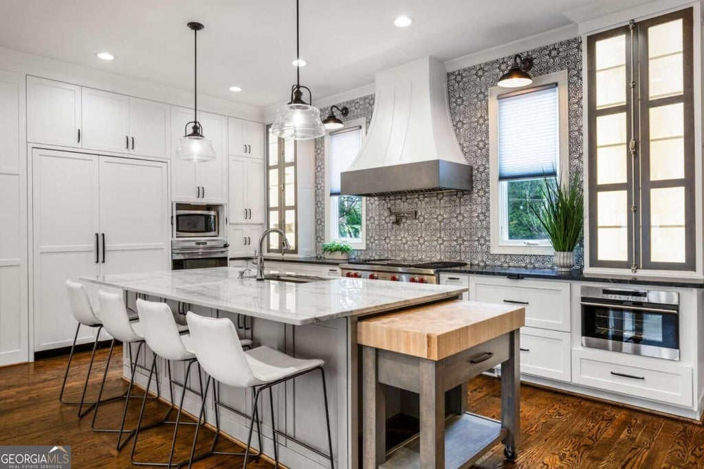 Photo of 512 Rankin Street NE, Atlanta, GA 30308 (MLS # 10851958)