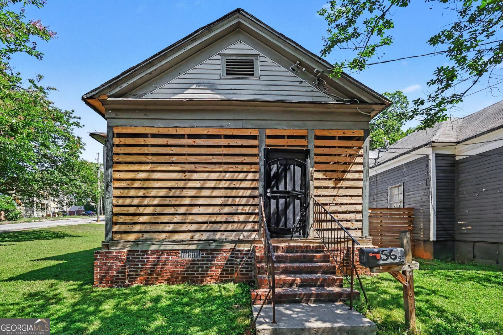 56 Ormond ST SE