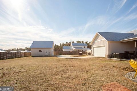 A home in Swainsboro