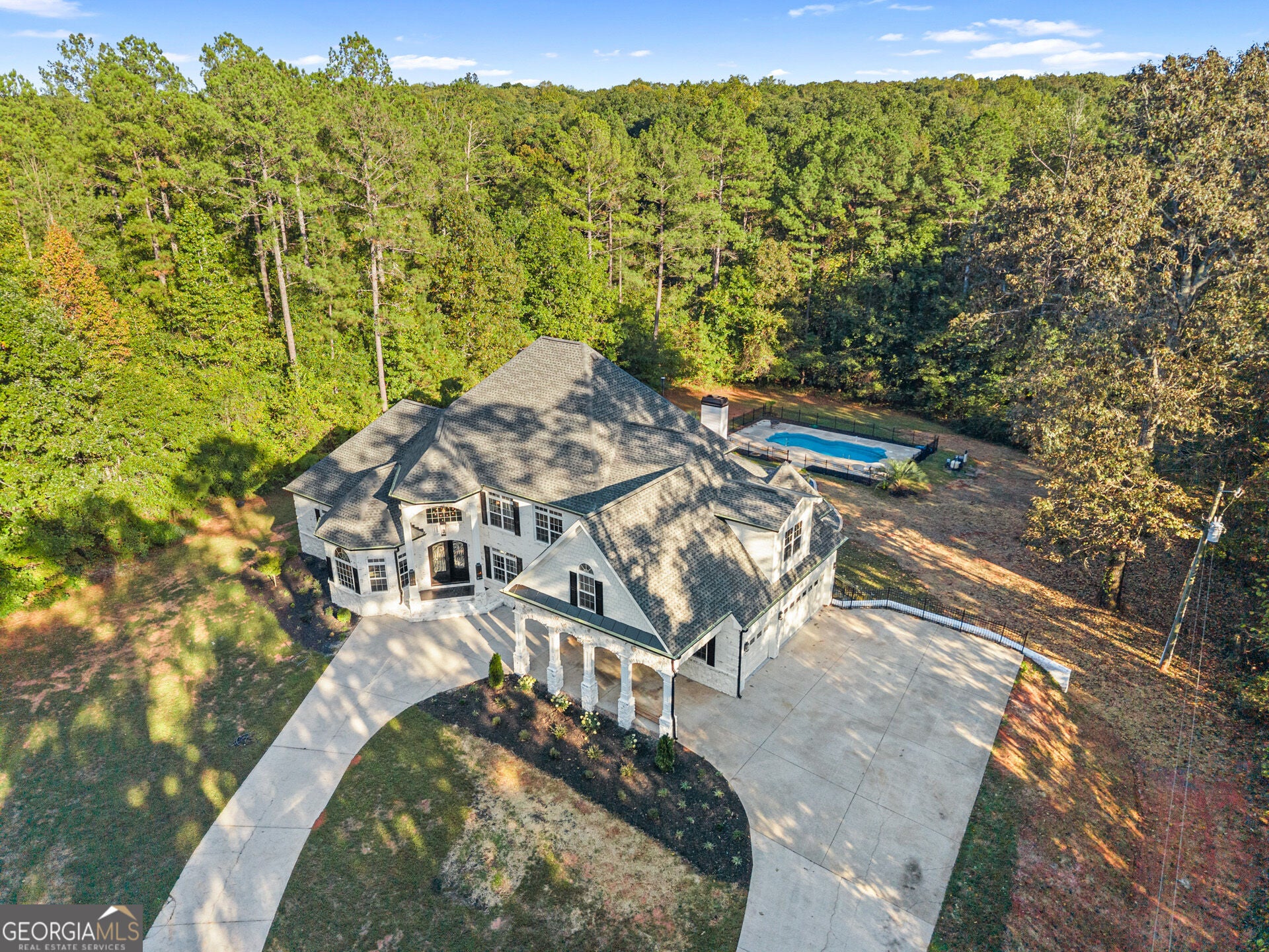3520 Clack RD
