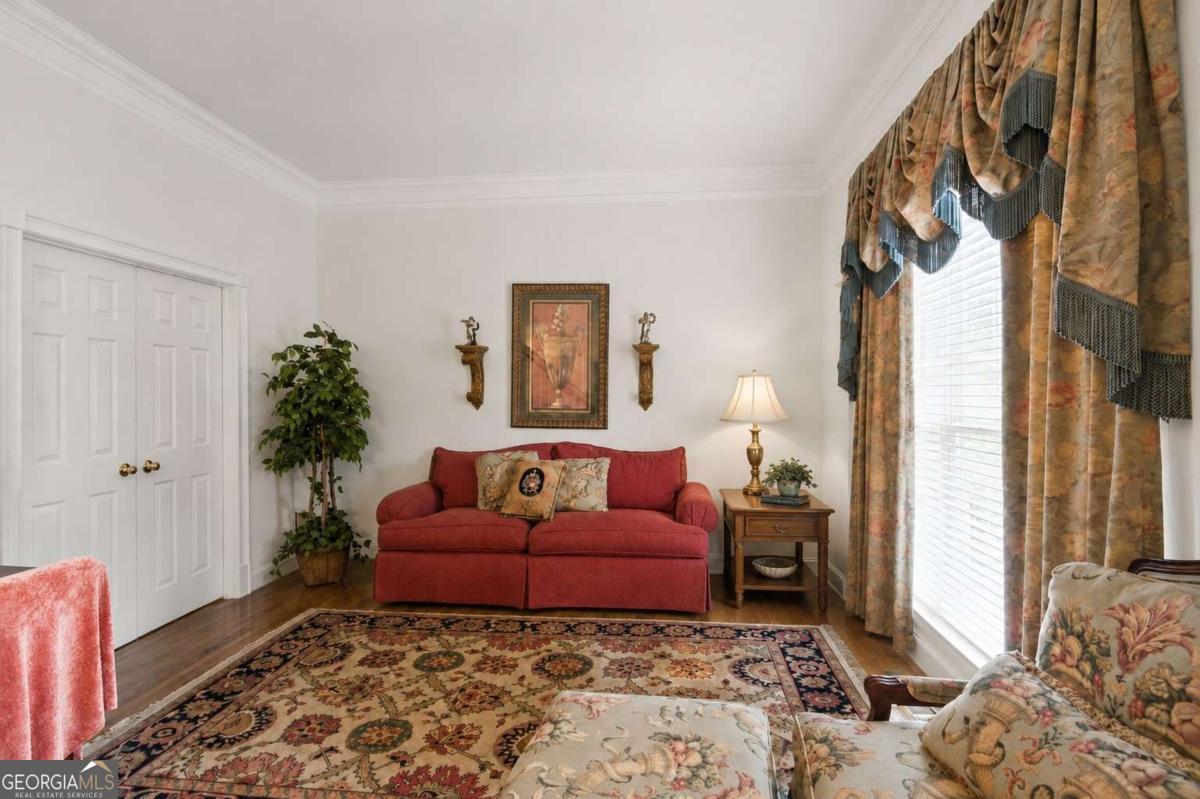 3 Belmont CT SE