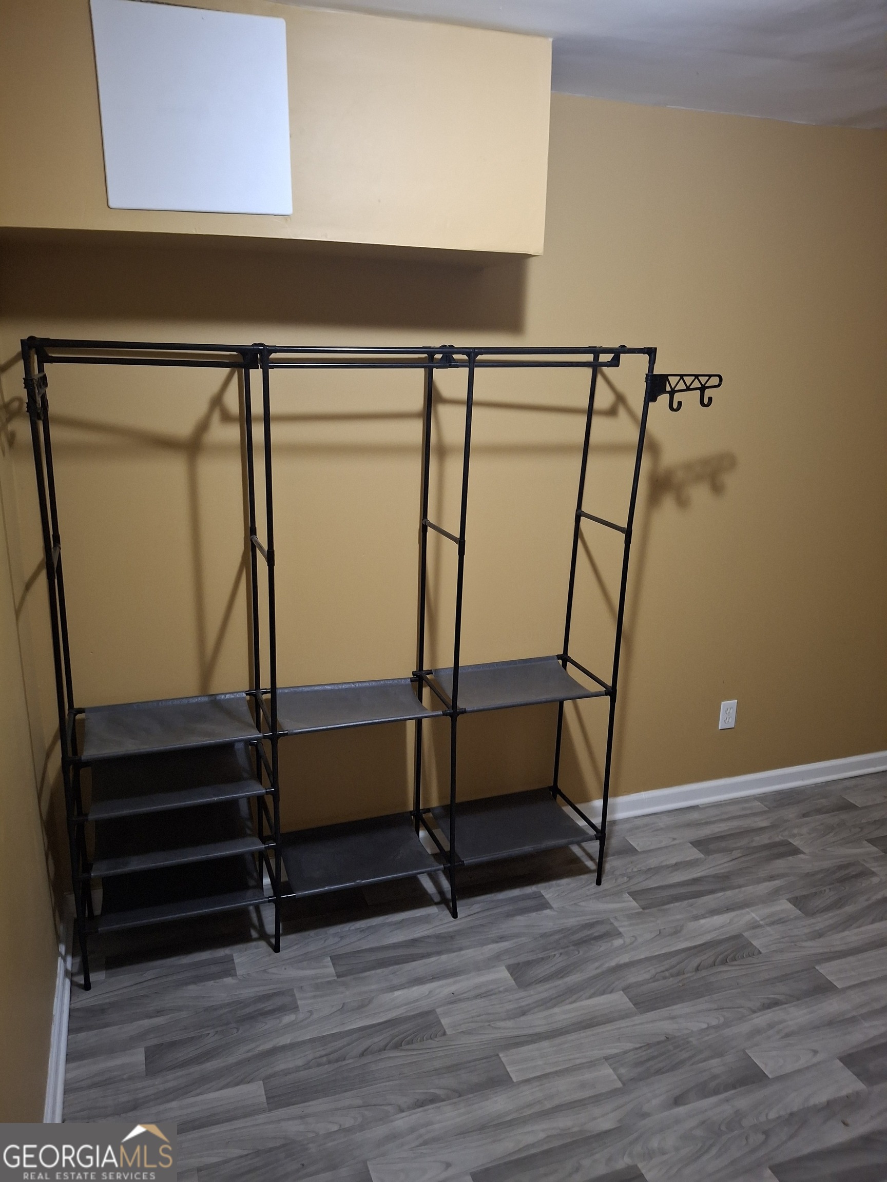 3284 Clubside View CT