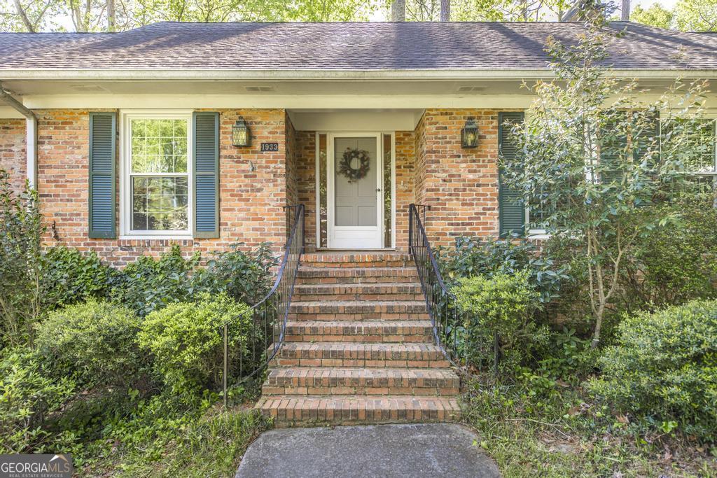 1933 Birchwood WAY