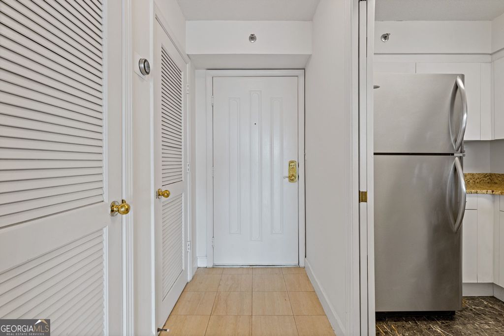 Photo of 2870 Pharr Court S NW, Atlanta, GA 30305 (MLS # 10728717)