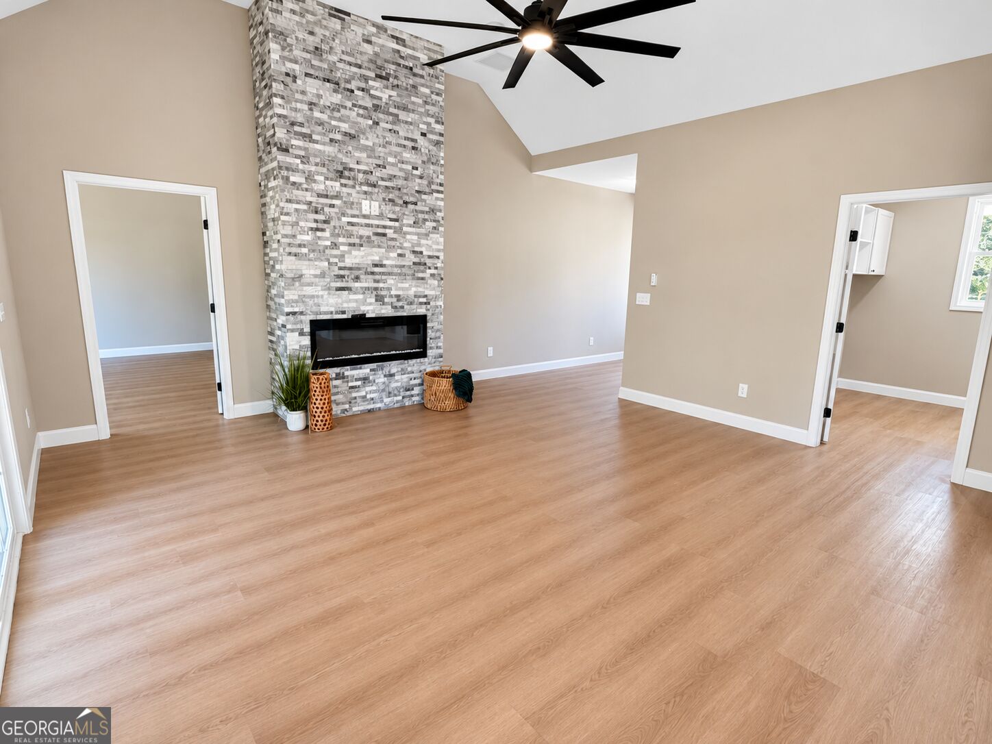 5608 Swymer DR