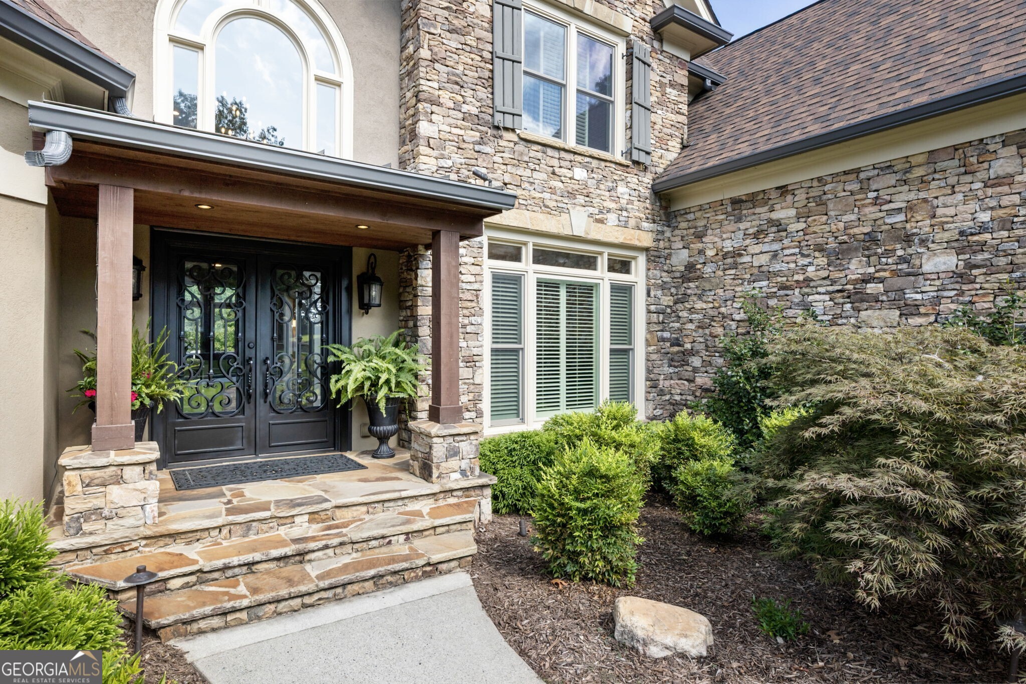 2128 Town Manor CT