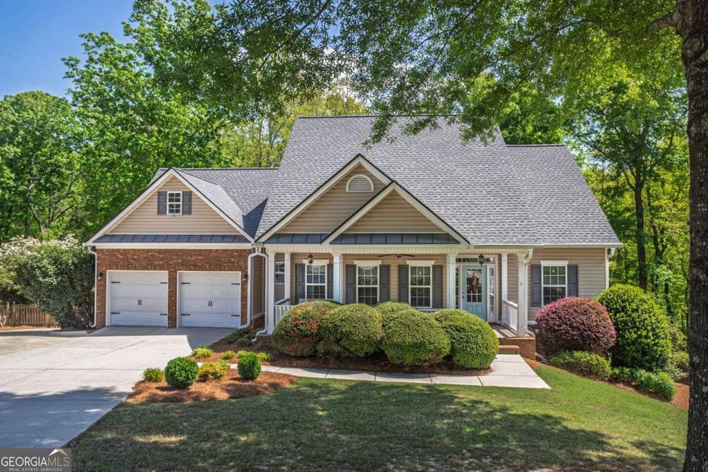 Photo of 1259 Woodmere Drive, Loganville, GA 30052 (MLS # 10735622)
