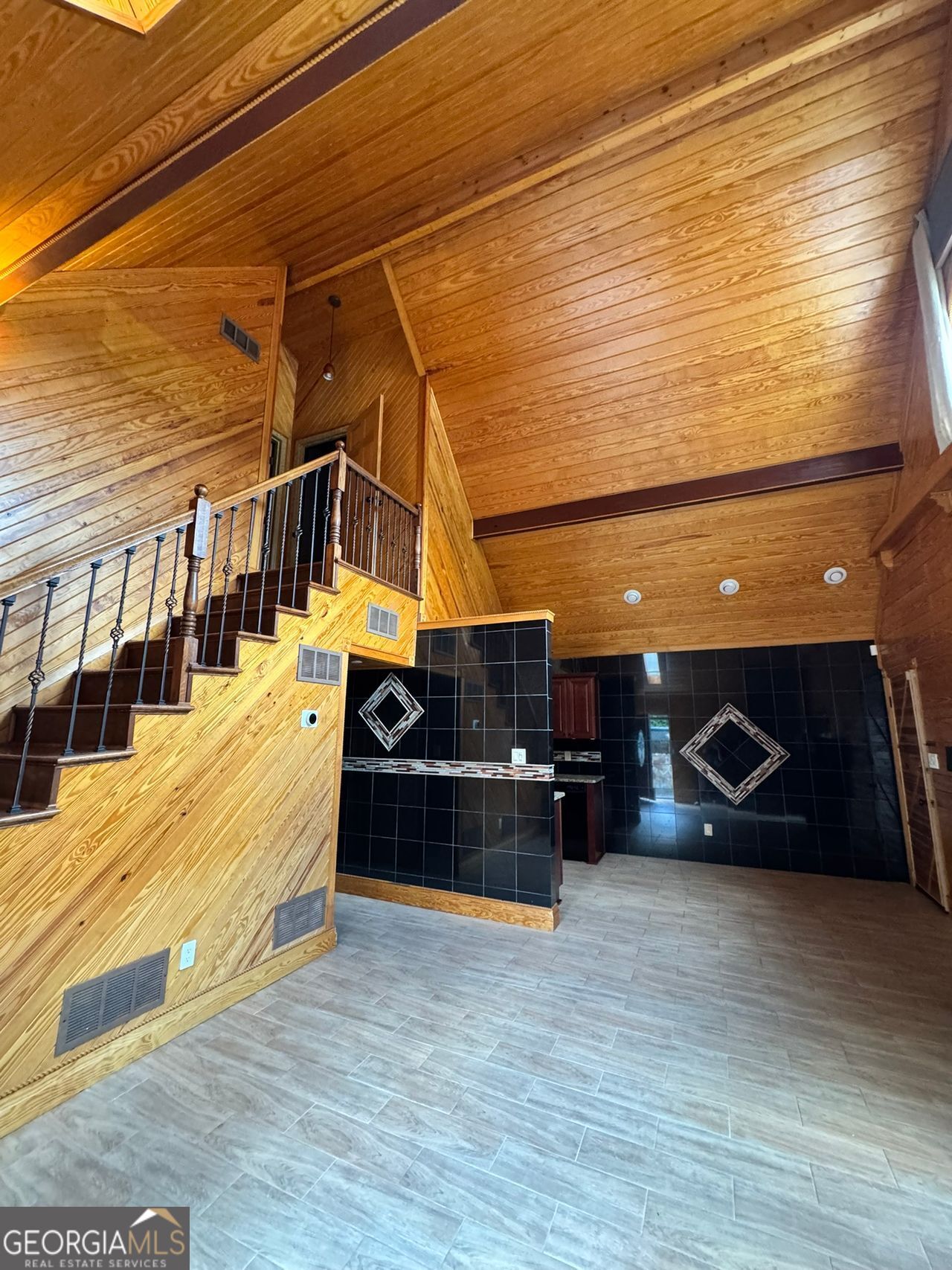 940 BOBCAT CT