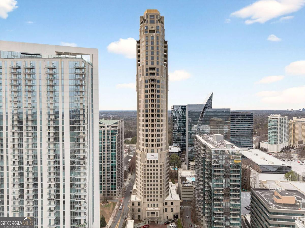 3376 Peachtree RD NE 41A