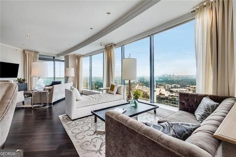 Photo of 3344 Peachtree Road NE #3301, Atlanta, GA 30326 (MLS # 10775680)