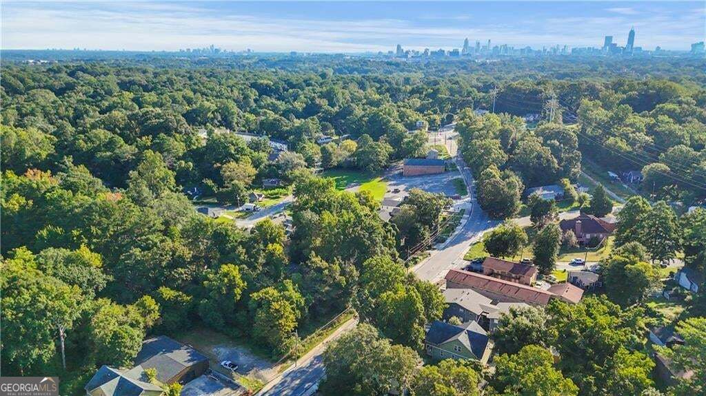 Photo of 2047 Joseph E Boone Boulevard NW, Atlanta, GA 30314 (MLS # 10847280)