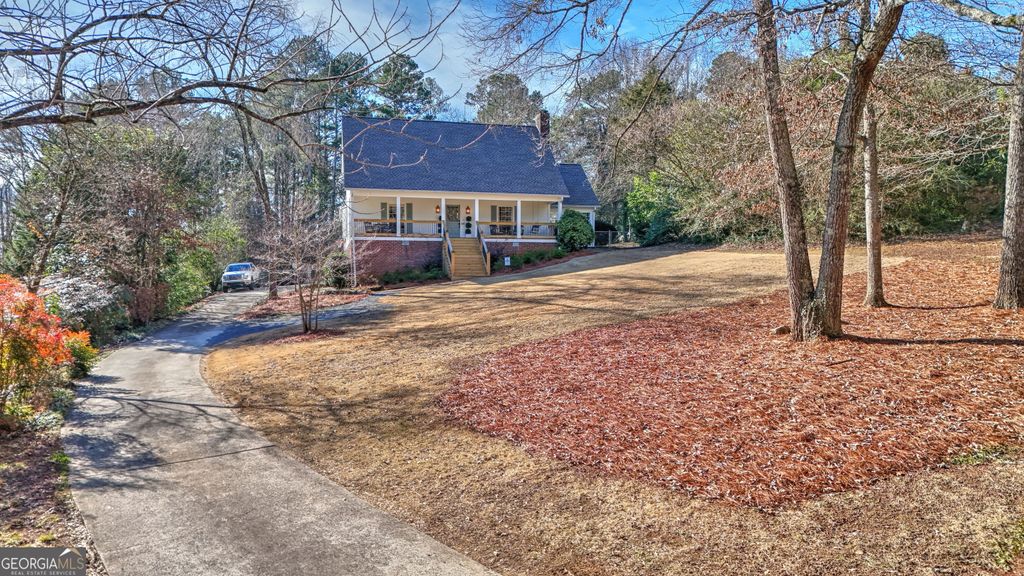 Photo of 214 Saddle Mountain Road, Rome, GA 30161 (MLS # 10671476)