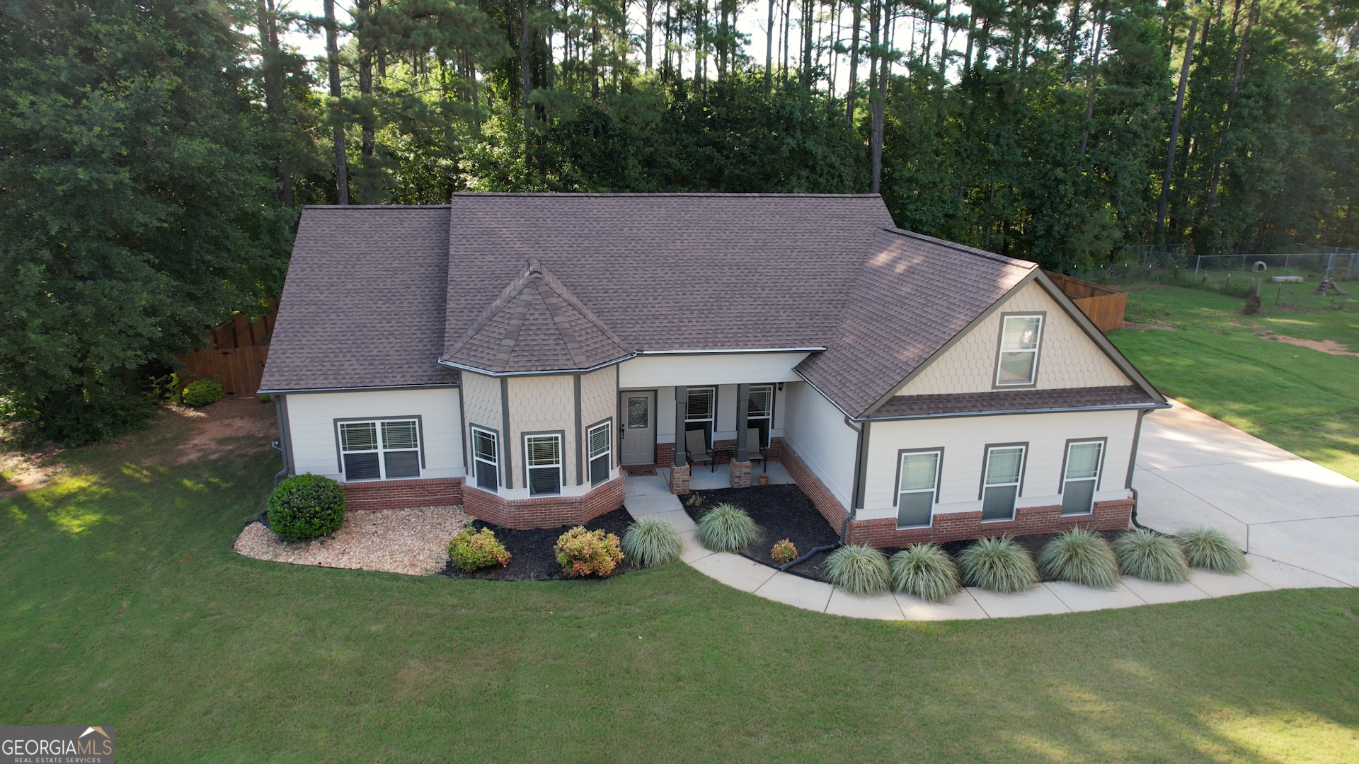 185 Chimney Ridge LN