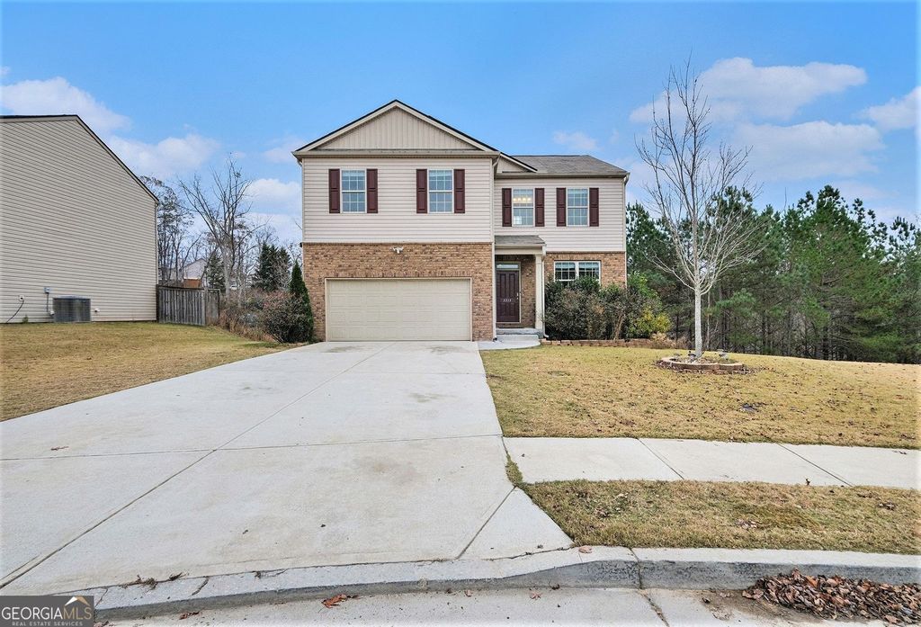 Photo of 3315 Heatherwood Drive, Gainesville, GA 30507 (MLS # 10654206)