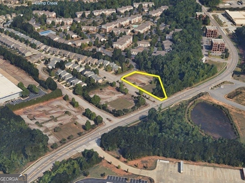 1.21+/- Acres. Pod ready site. Zoned C2. City of McDonough. Great location on Avalon Pkwy and visible to I75. This site can accommodate a multi-story building up to 24,000 sf. Site is completely developed with curb & gutter. Parking lot and fire vault system installed along with completed landscaping. The site is just down from Chick-Fil-A, McDonough Nissan, and the new U-Haul Mega Center along with several new hotels being built on Avalon Pkwy.