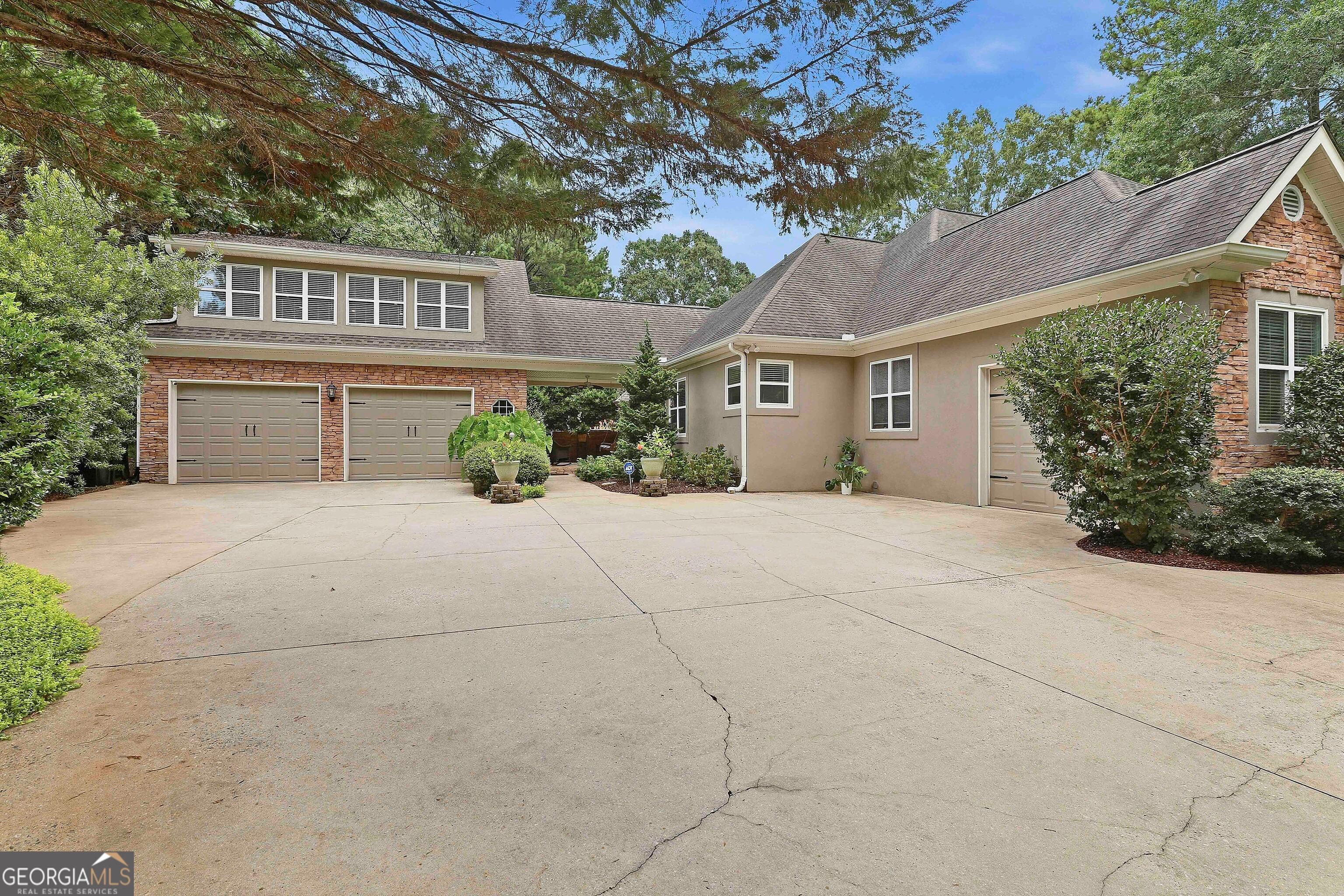 20 Clubview CT