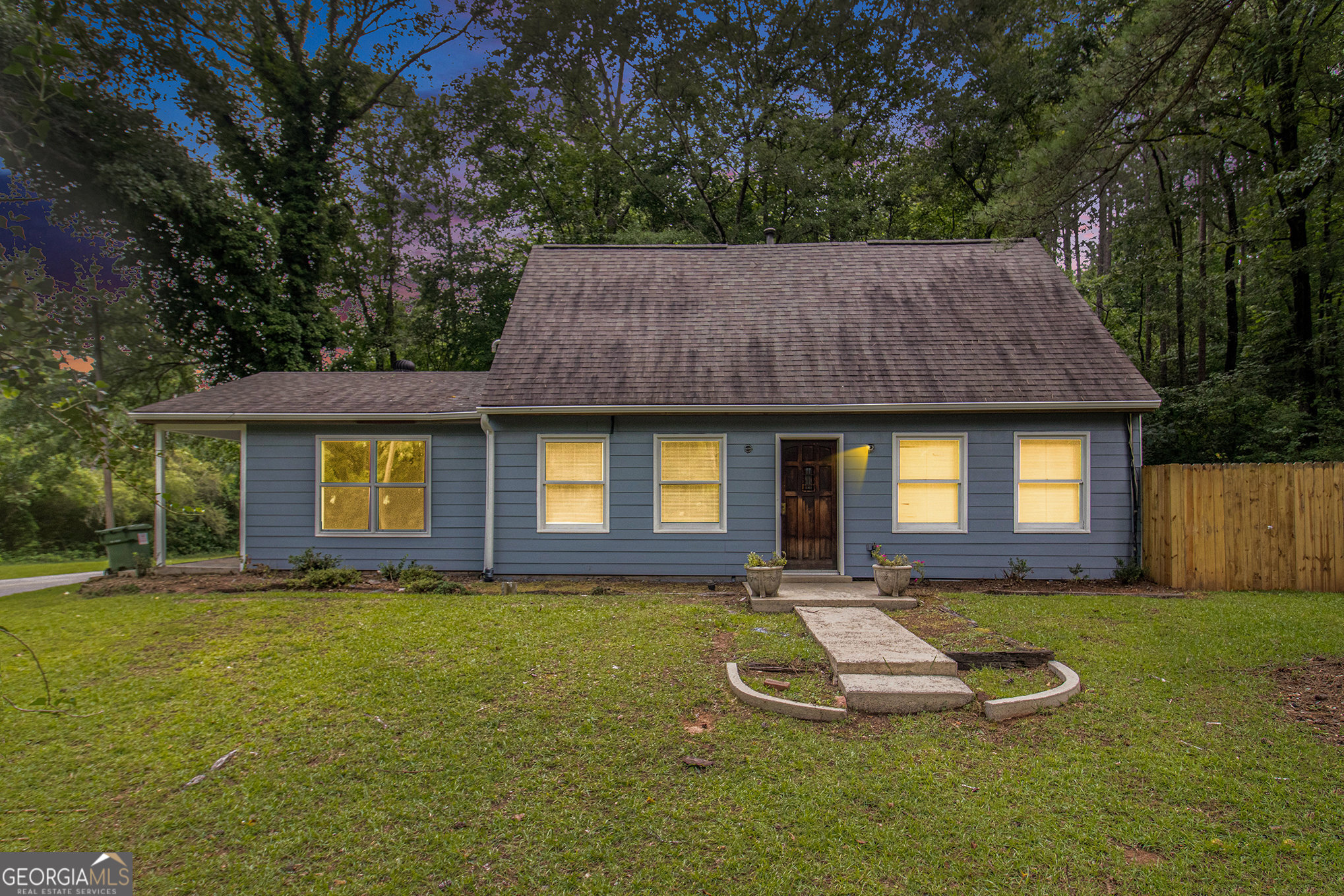 645 W Main ST