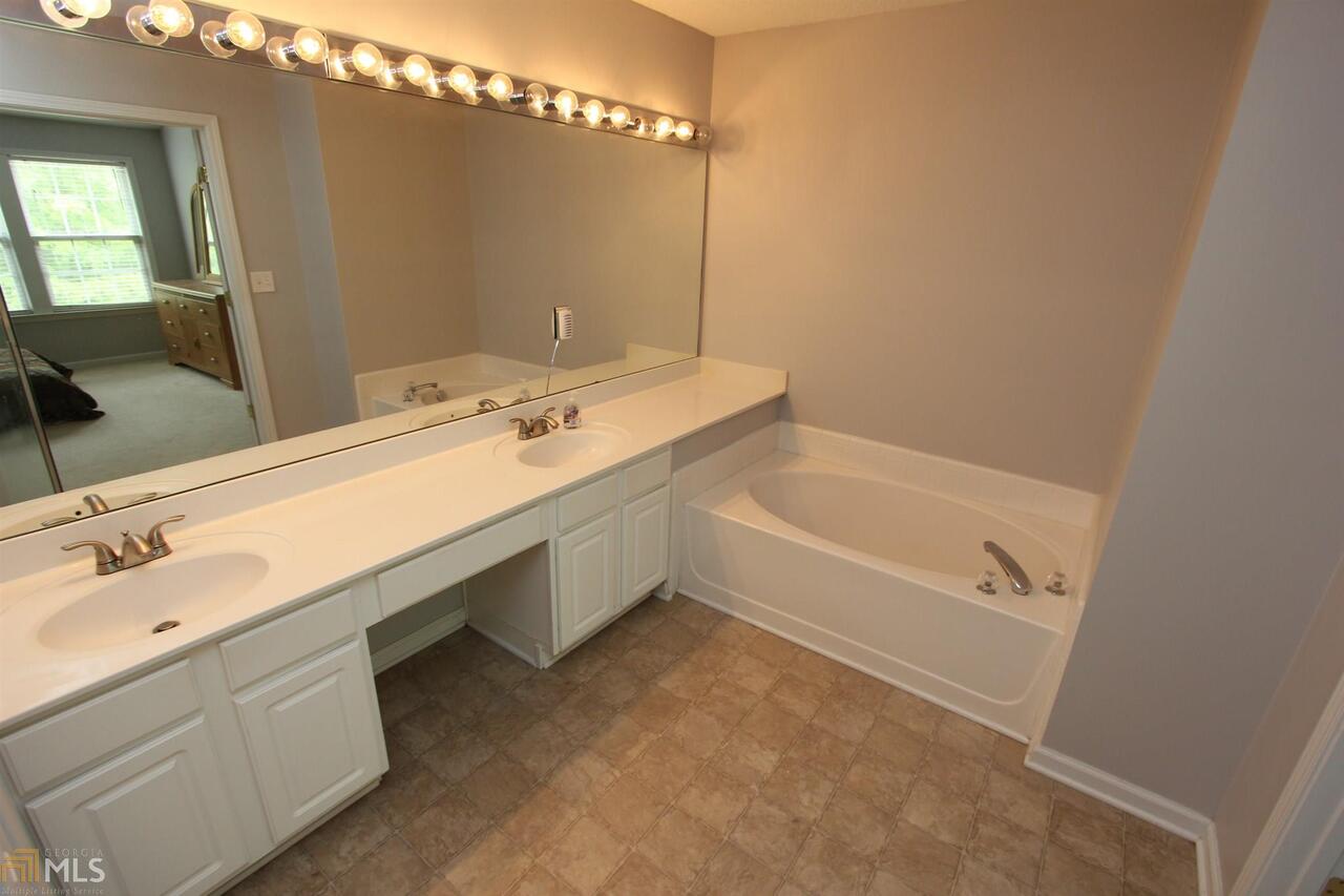 Park At Windward Village - Residential
