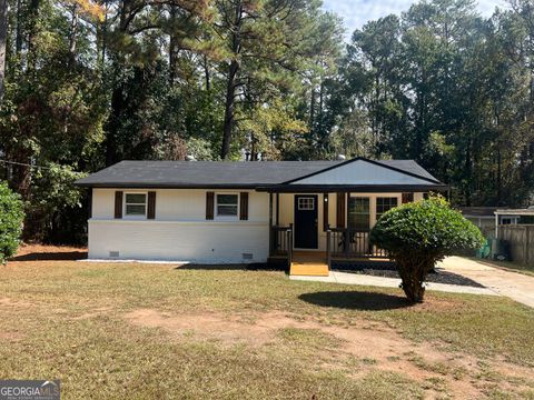 Photo of 5420 Herndon Boulevard, Morrow, GA 30260 (MLS # 10673272)