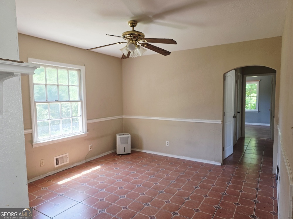 3119 Nursery RD SE