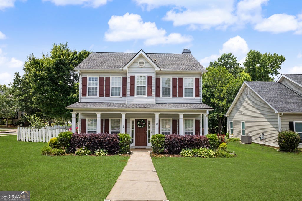 Photo of 85 High Point North DR, Newnan, GA 30265 (MLS # 10785337)