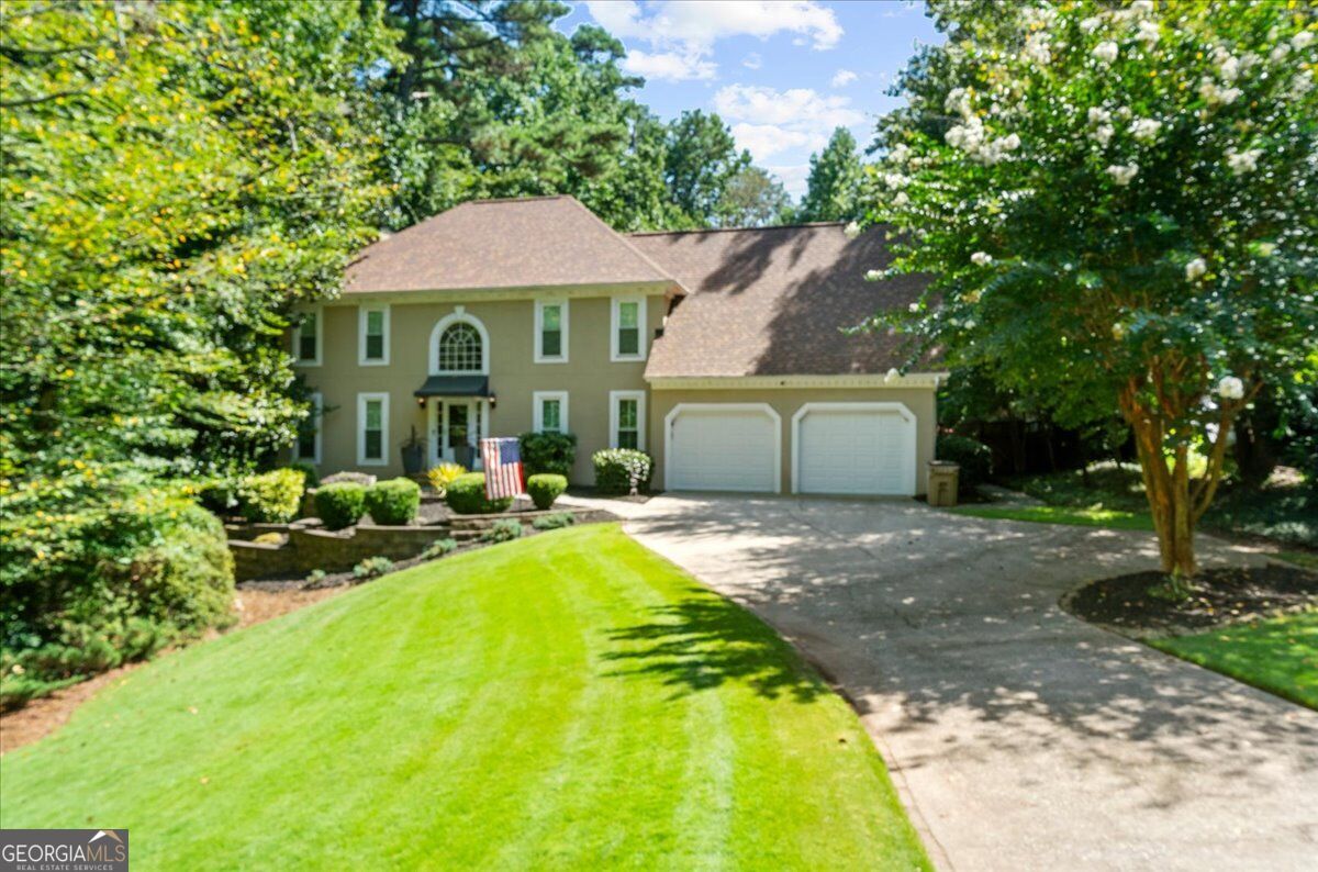 2530 Fairview DR