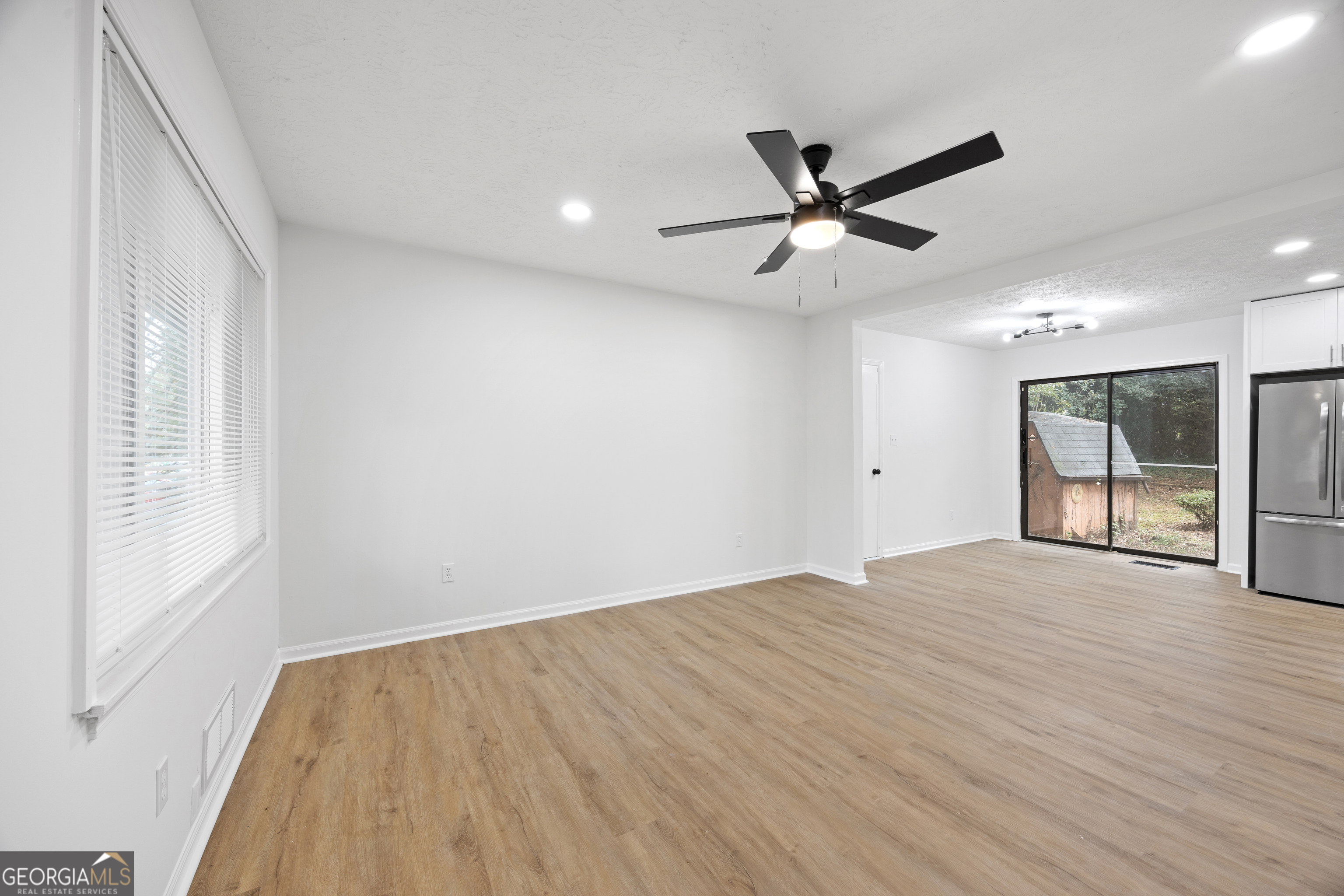 1517 Colony East CIR