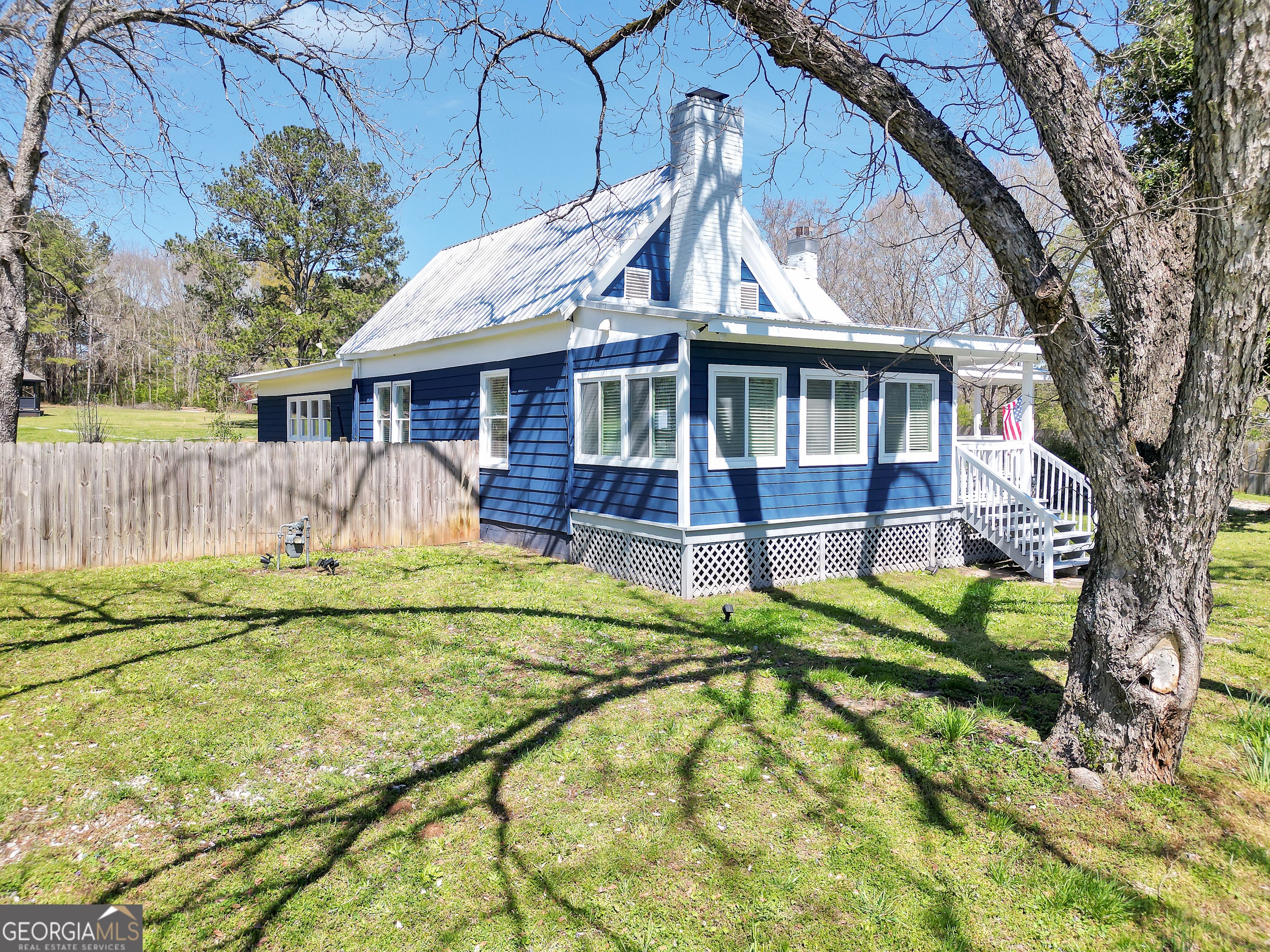 891 Crumbley RD