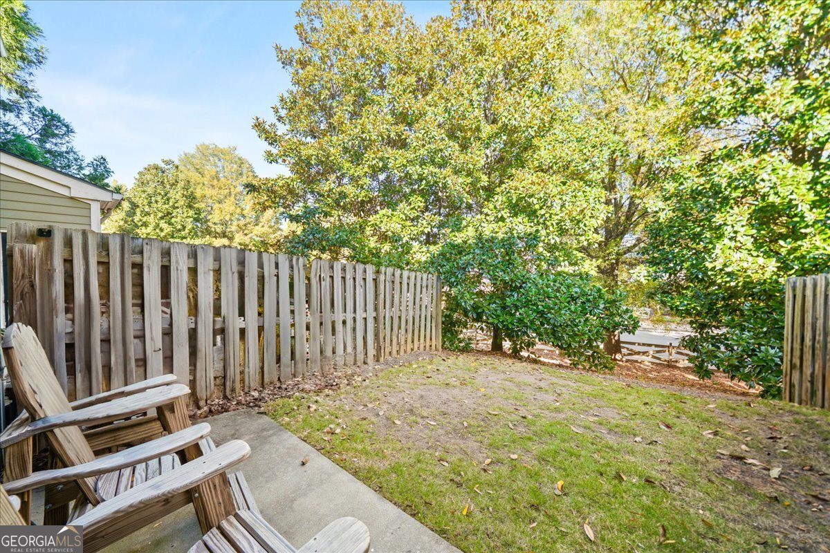 Lakeview Townhomes - Residential