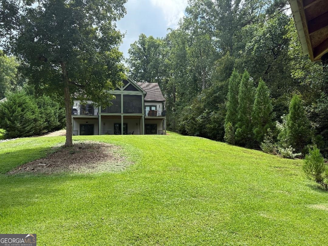 153 Lakeshore DR