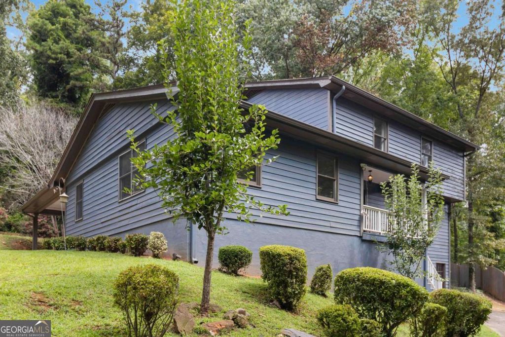 Photo of 3345 Sharon Circle, Cumming, GA 30041 (MLS # 10757173)