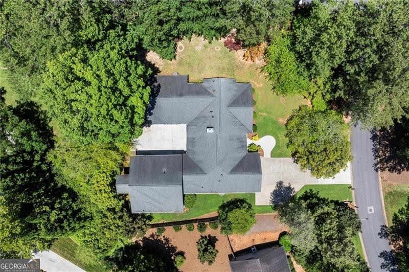 1773 Huntingford DR
