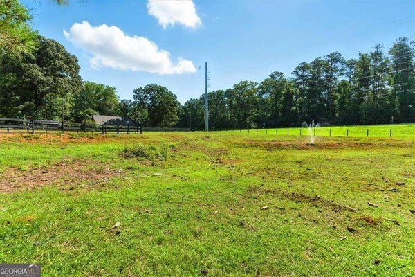 4990 HILL RD NW, ACWORTH, GA 30101 - Image d98a5aeaf52736c0cc50f12373959ca5/239718170