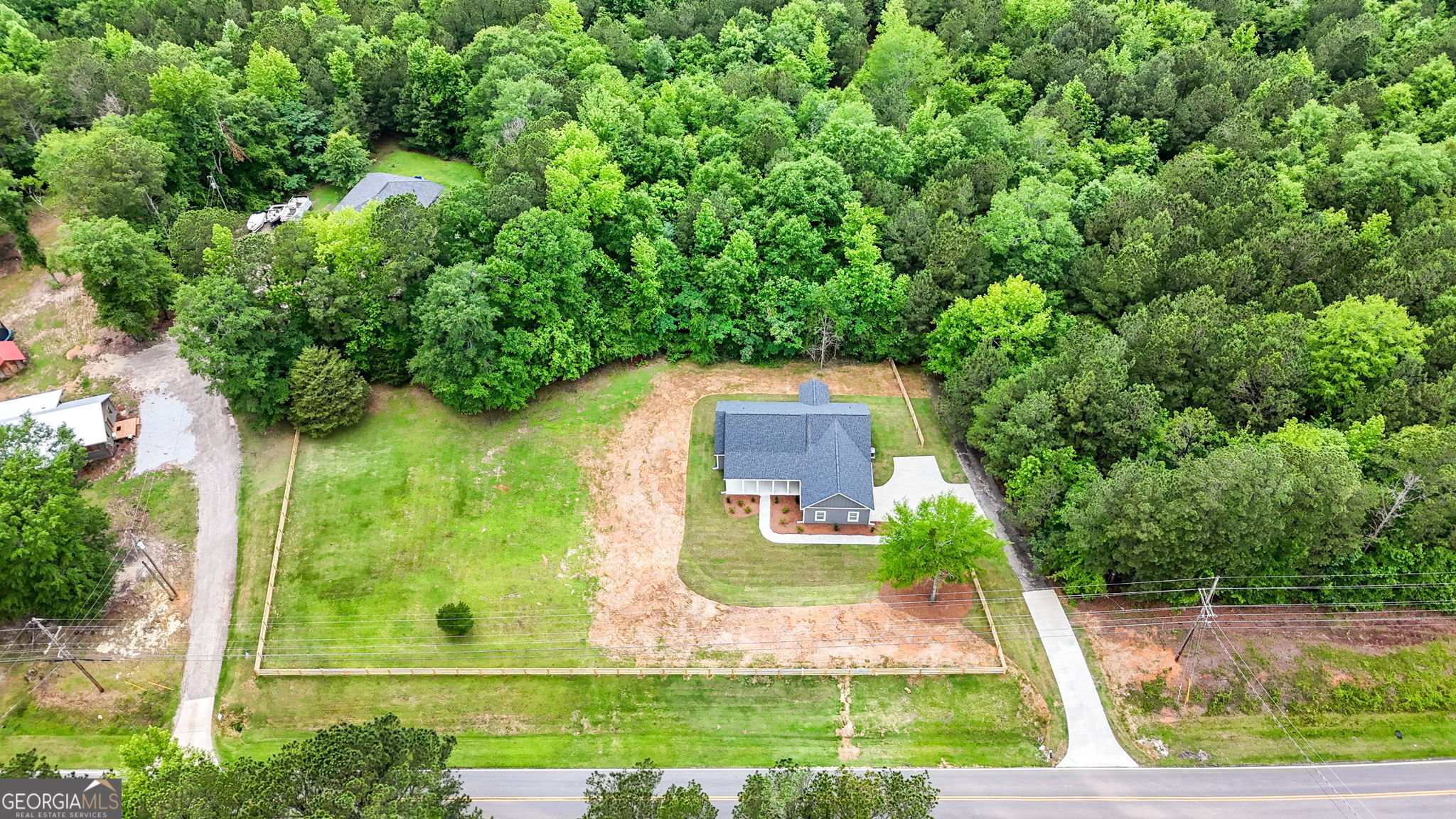 910 Bevis RD