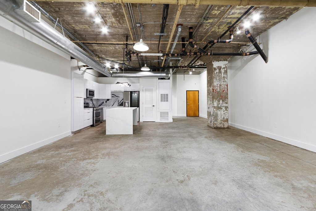505 Whitehall ST SW 102