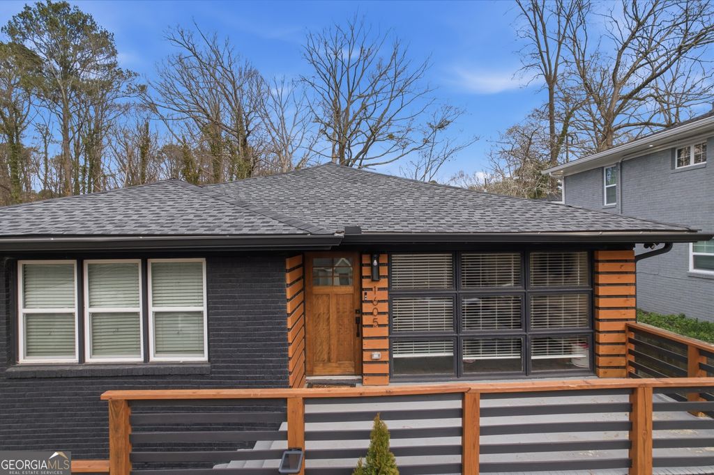 Photo of 1605 Ezra Church Drive NW, Atlanta, GA 30314 (MLS # 10703342)