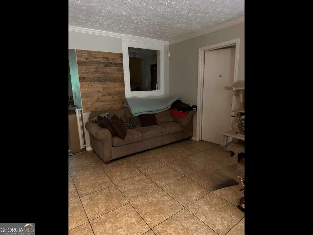 Hickory Estate - Residential