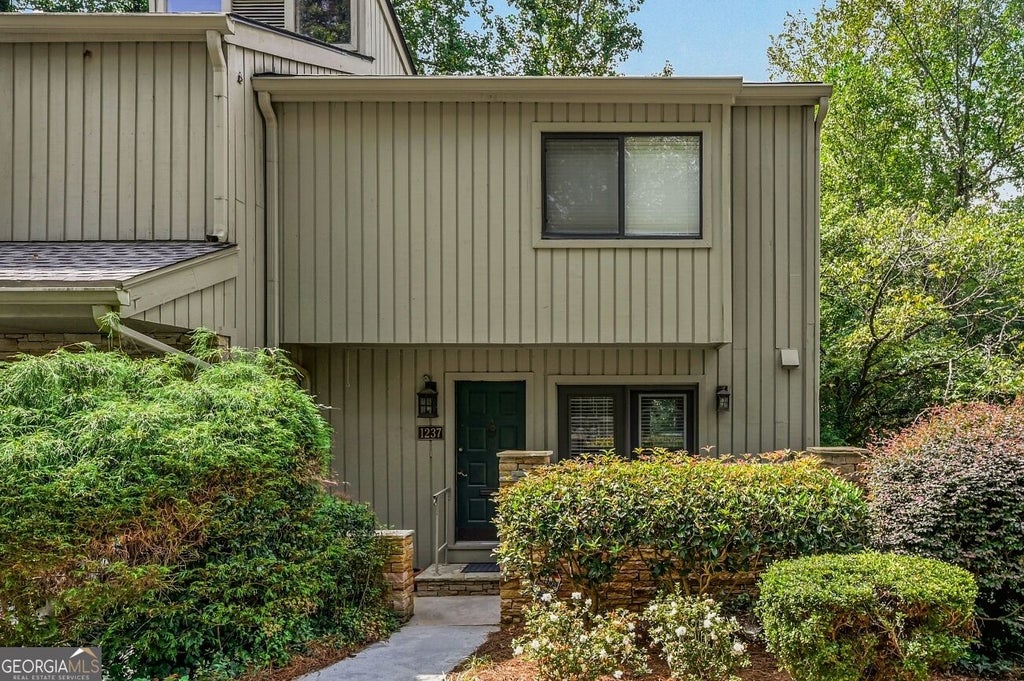 Photo of 1237 Druid Knoll Dr DR NE, Brookhaven, GA 30319 (MLS # 10880006)