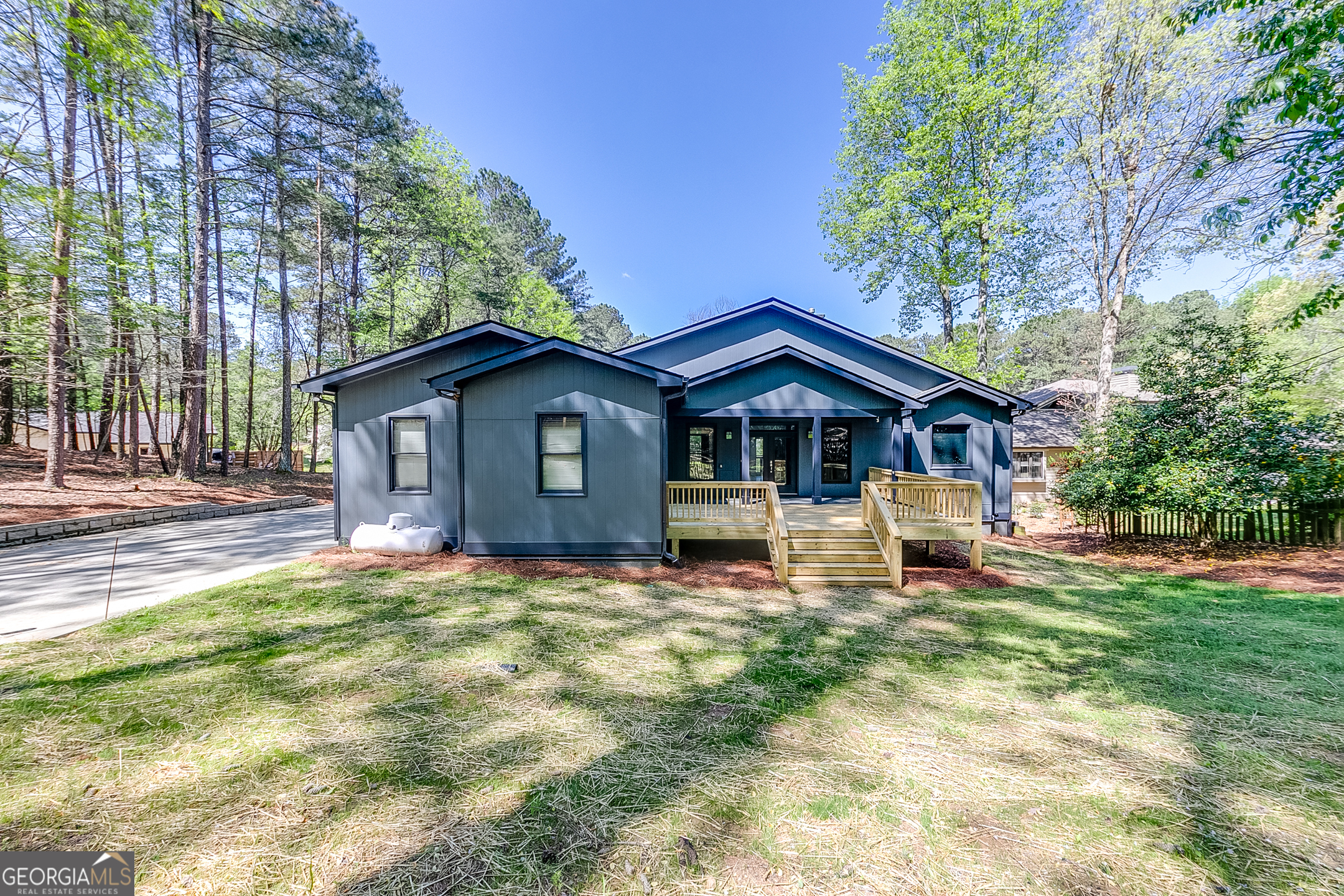 1762 Green RD